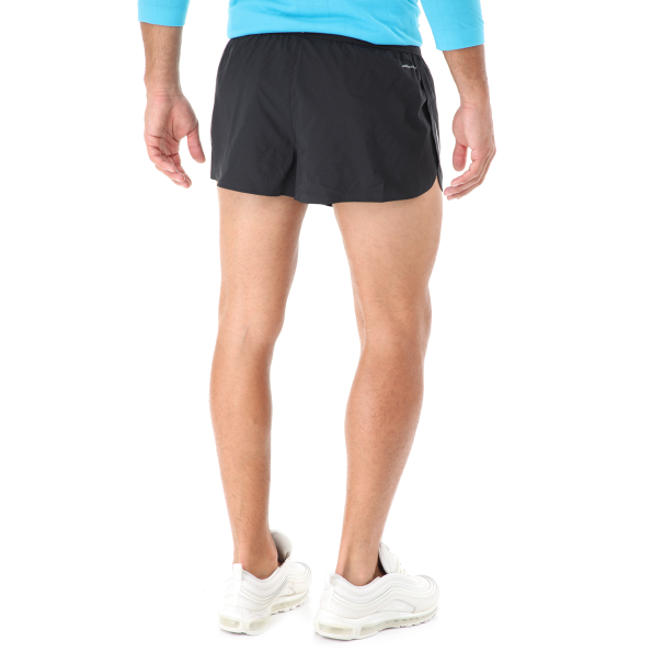 Ανδρικό αθλητικό σορτς NIKE AROSWFT SHORT 2IN μαύρο Ανδρικά