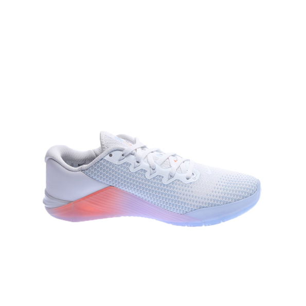 Γυναικεία παπούτσια training NIKE METCON 5 PRM λευκά Γυναικεία