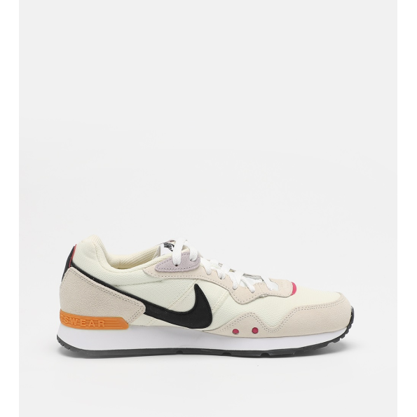 Γυναικεία παπούτσια running CK2948 WMNS NIKE VENTURE RUNNER εκρού Γυναικεία