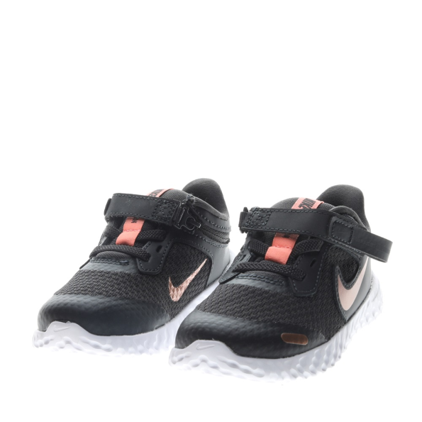Βρεφικά αθλητικά παπούτσια Nike Revolution 5 FLYEASE (TDV) μαύρα χρυσά Παιδικά
