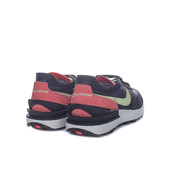Γυναικεία παπούτσια NIKE WAFFLE ONE πράσινα Γυναικεία