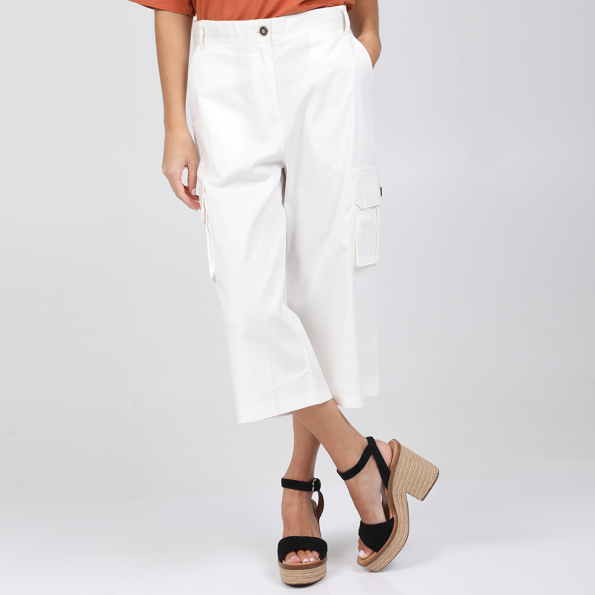 Γυναικεία cropped παντελόνα STAFF JEANS MANDY λευκή Γυναικεία