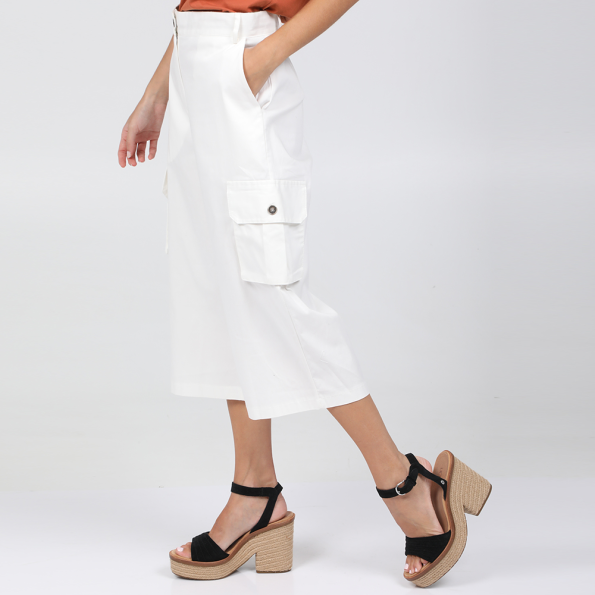 Γυναικεία cropped παντελόνα STAFF JEANS MANDY λευκή Γυναικεία