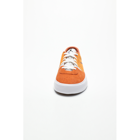 Ανδρικά sneakers NIKE DM1681 JORDAN SERIES .05 πορτοκαλί Ανδρικά