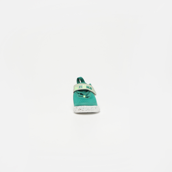 Βρεφικά αθλητικά παπούτσια NIKETEAM HUSTLE D 10 LIL  DQ0665  (TD)  πράσινα Παιδικά