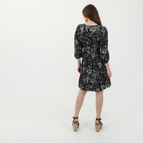 Γυναικείο mini φόρεμα ATTRATTIVO floral μαύρο λευκό Γυναικεία