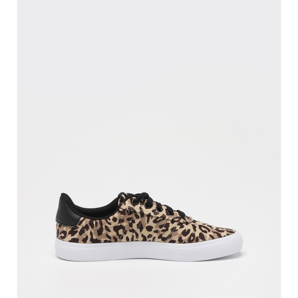 Γυναικεία sneakers adidas Originals VULC RAID 3R GW9185 λεοπάρ Γυναικεία