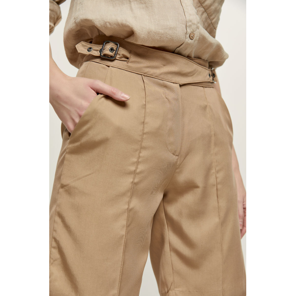 Γυναικεία βερμούδα EDWARD JEANS WP-N-BRM-S22-003 LANELLE μπεζ Γυναικεία