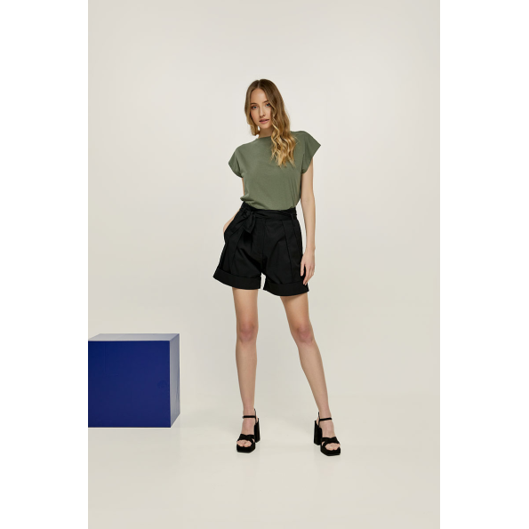 Γυναικεία βερμούδα EDWARD JEANS WP-N-SHR-S22-004 TASHI-MT μαύρη Γυναικεία