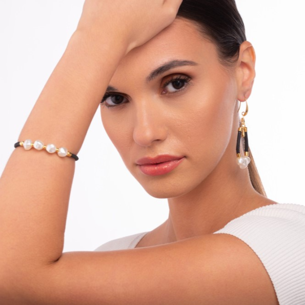 Γυναικείο βραχιόλι APOXYLO 5033.1 QUATTRO PEARL μαύρο Γυναικεία