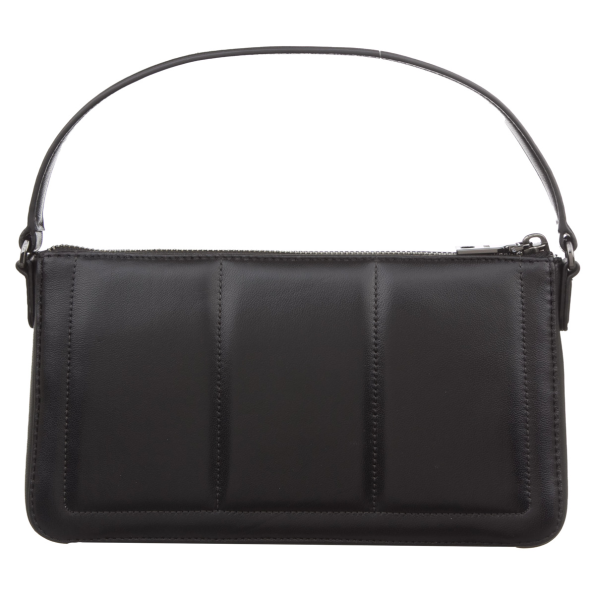 Γυναικεία τσάντα χειρός DKNY R24HBV56 LOIE μαύρη