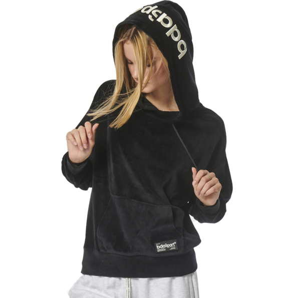 Γυναικεία βελουτέ oversized μπλούζα BODY ACTION  061322-01 μαύρη