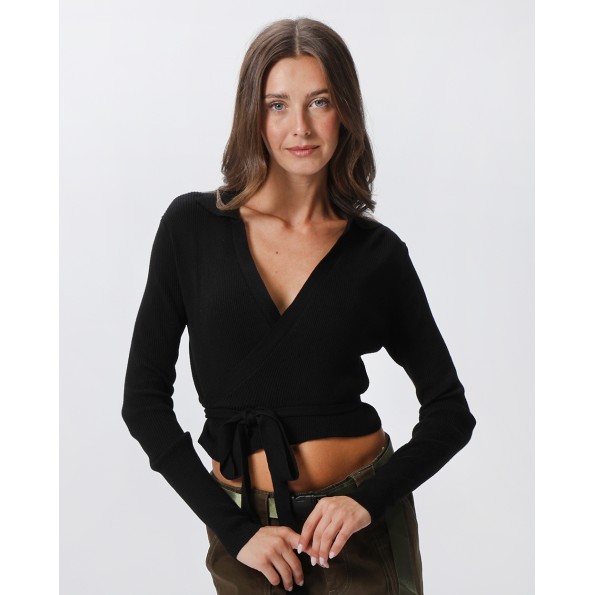 Γυναικεία πλεκτή cropped μπλούζα ATTRATTIVO 9P21181 μαύρη