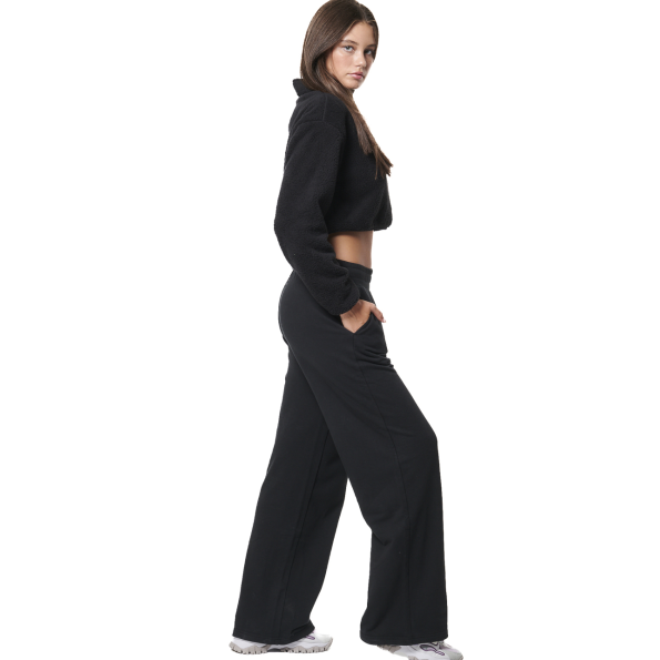 Γυναικείο cropped sherpa φούτερ BODY ACTION  061431-01 μαύρο Γυναικεία