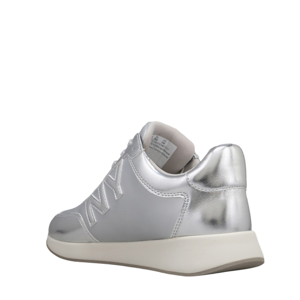 Γυναικεία sneakers DKNY K2421042 OAKS ασημί