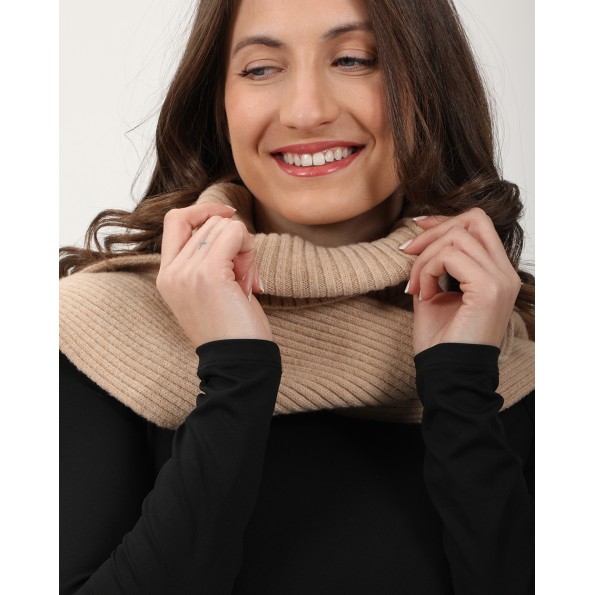 Γυναικείος γιακάς ATTRATTIVO 9J22313 μπεζ Γυναικεία