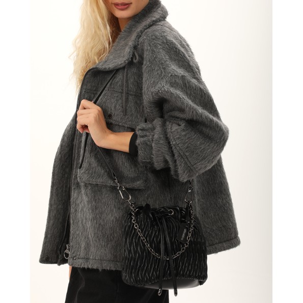 Γυναικεία τσάντα χιαστί ATTRATTIVO 9T22048 μαύρη Γυναικεία