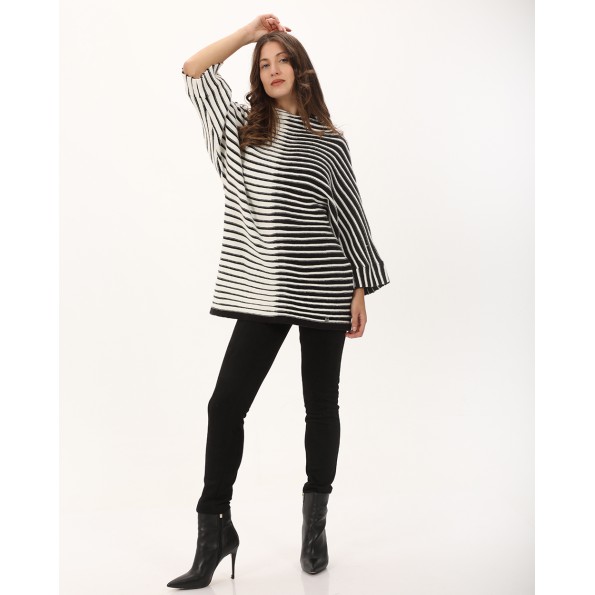 Γυναικεία πλεκτή μπλούζα ATTRATTIVO 9P22131 ασπρόμαυρη Γυναικεία