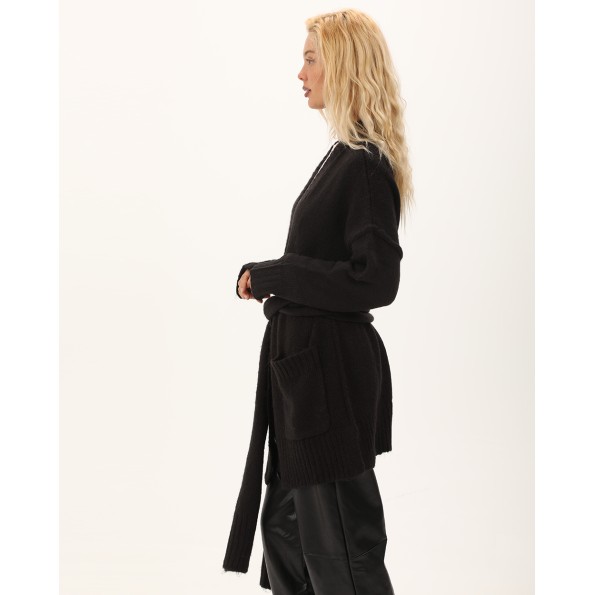 Γυναικεία πλεκτή ζακέτα ATTRATTIVO 9P22154 μαύρη Γυναικεία