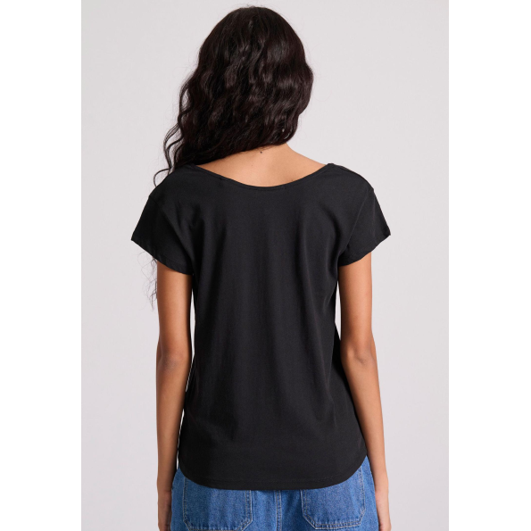Γυναικείο t-shirt  FUNKY BUDDHA FBL009-105-04 μαύρο Γυναικεία