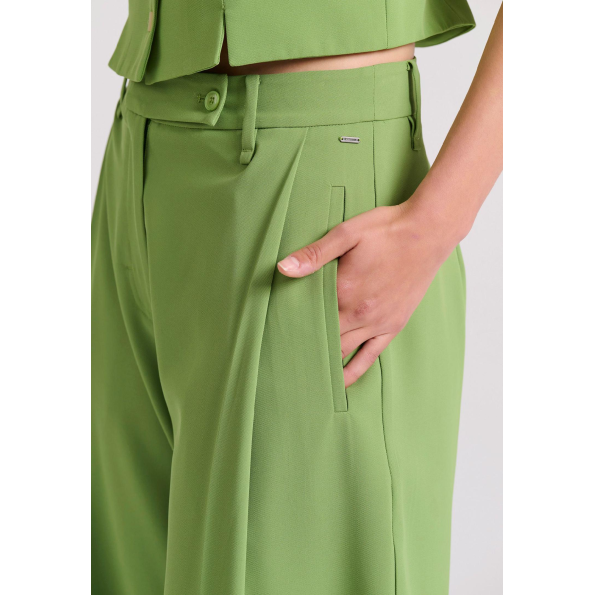 Γυναικεία cropped παντελόνα FUNKY BUDDHA FBL009-119-02 πράσινο