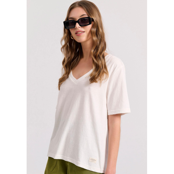 Γυναικείο t-shirt  FUNKY BUDDHA FBL009-176-04 λευκό