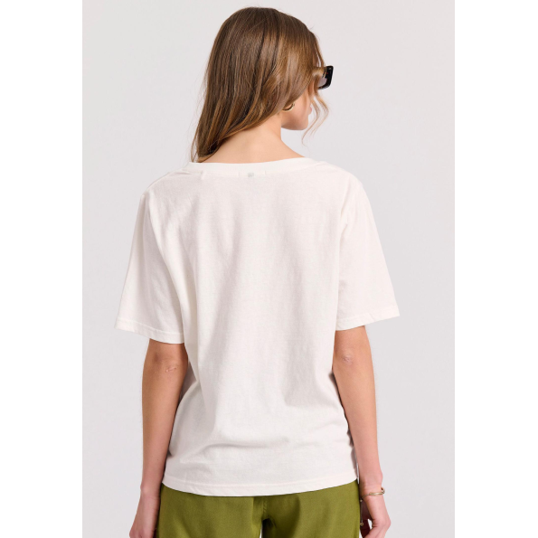 Γυναικείο t-shirt  FUNKY BUDDHA FBL009-176-04 λευκό