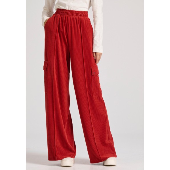 Γυναικείο βελουτέ cargo παντελόνι FUNKY BUDDHA FBL010-117-02 κόκκινο