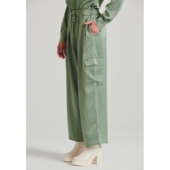 Γυναικείο cargo παντελόνι FUNKY BUDDHA FBL010-116-02 πράσινο Γυναικεία