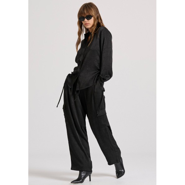 Γυναικείο cargo παντελόνι FUNKY BUDDHA FBL010-116-02 μαύρο Γυναικεία