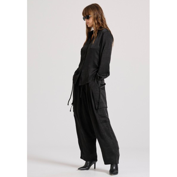 Γυναικείο cargo παντελόνι FUNKY BUDDHA FBL010-116-02 μαύρο Γυναικεία