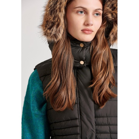 Γυναικείο αμάνικο μπουφάν FUNKY BUDDHA FBL010-102-01 μαύρο Γυναικεία