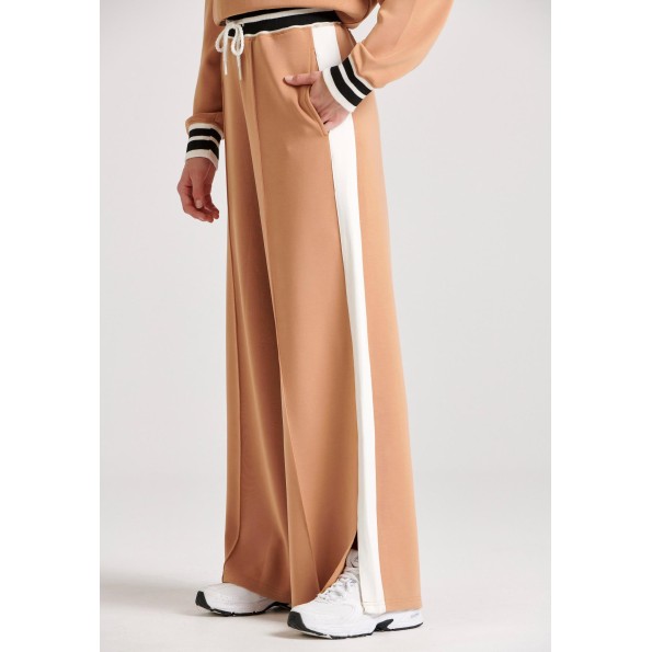 Γυναικείο παντελόνι φόρμας FUNKY BUDDHA FBL010-103-02 μπεζ Γυναικεία