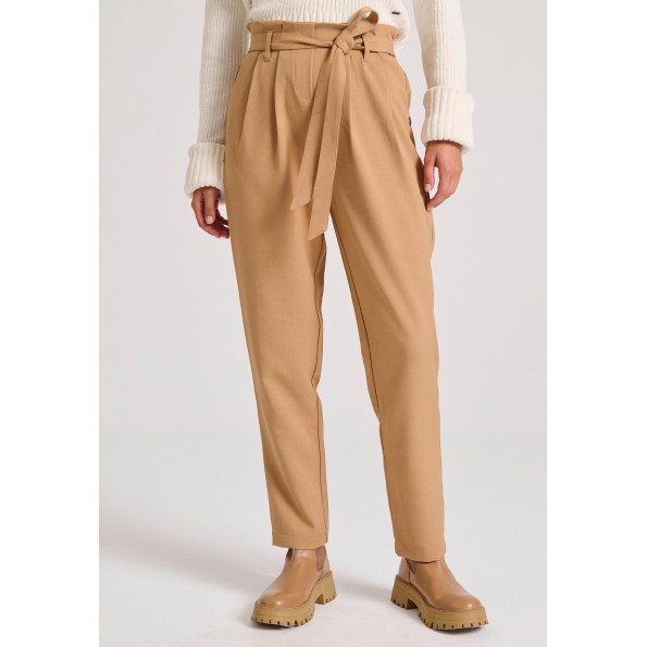 Γυναικείο παντελόνι FUNKY BUDDHA FBL010-132-02 καμηλό Γυναικείο παντελόνι FUNKY BUDDHA FBL010-132-02 καμηλό