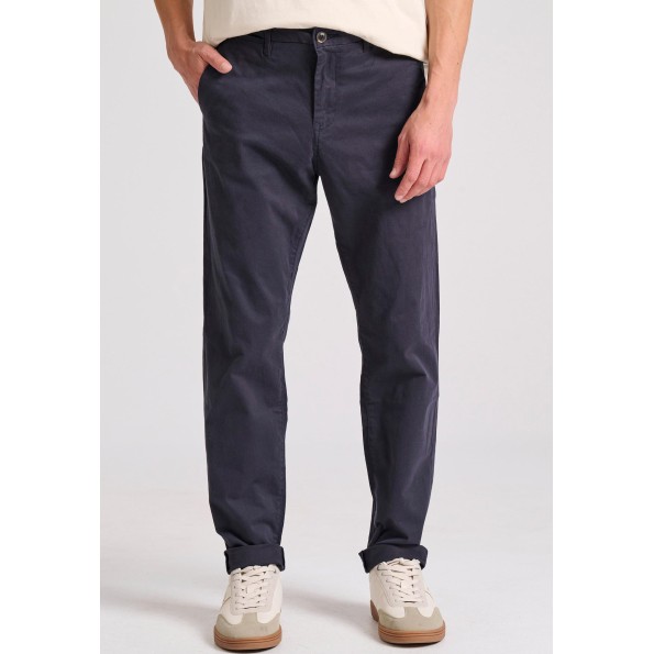 Ανδρικό straight fit chino παντελόνι FUNKY BUDDHA FBM010-007-02 ναυτικό μπλε Ανδρικό straight fit chino παντελόνι FUNKY BUDDHA FBM010-007-02 ναυτικό μπλε